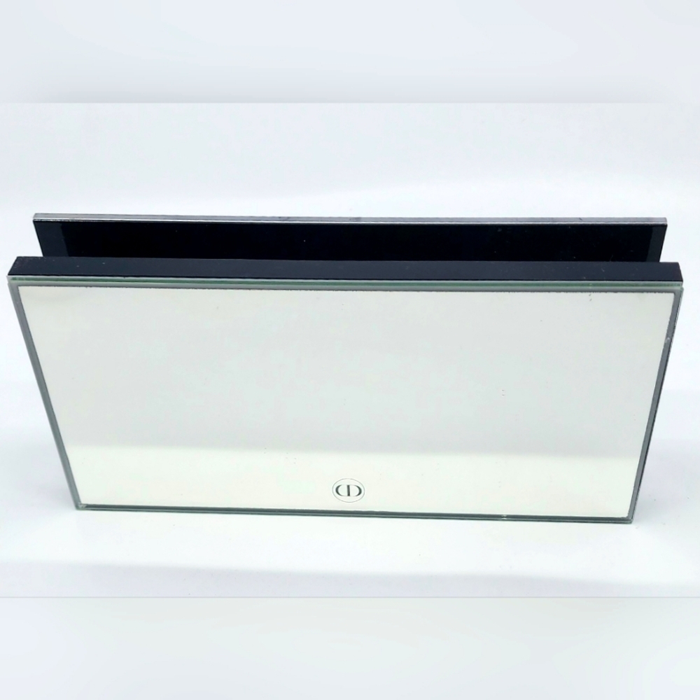 EUC CD Mirror Display